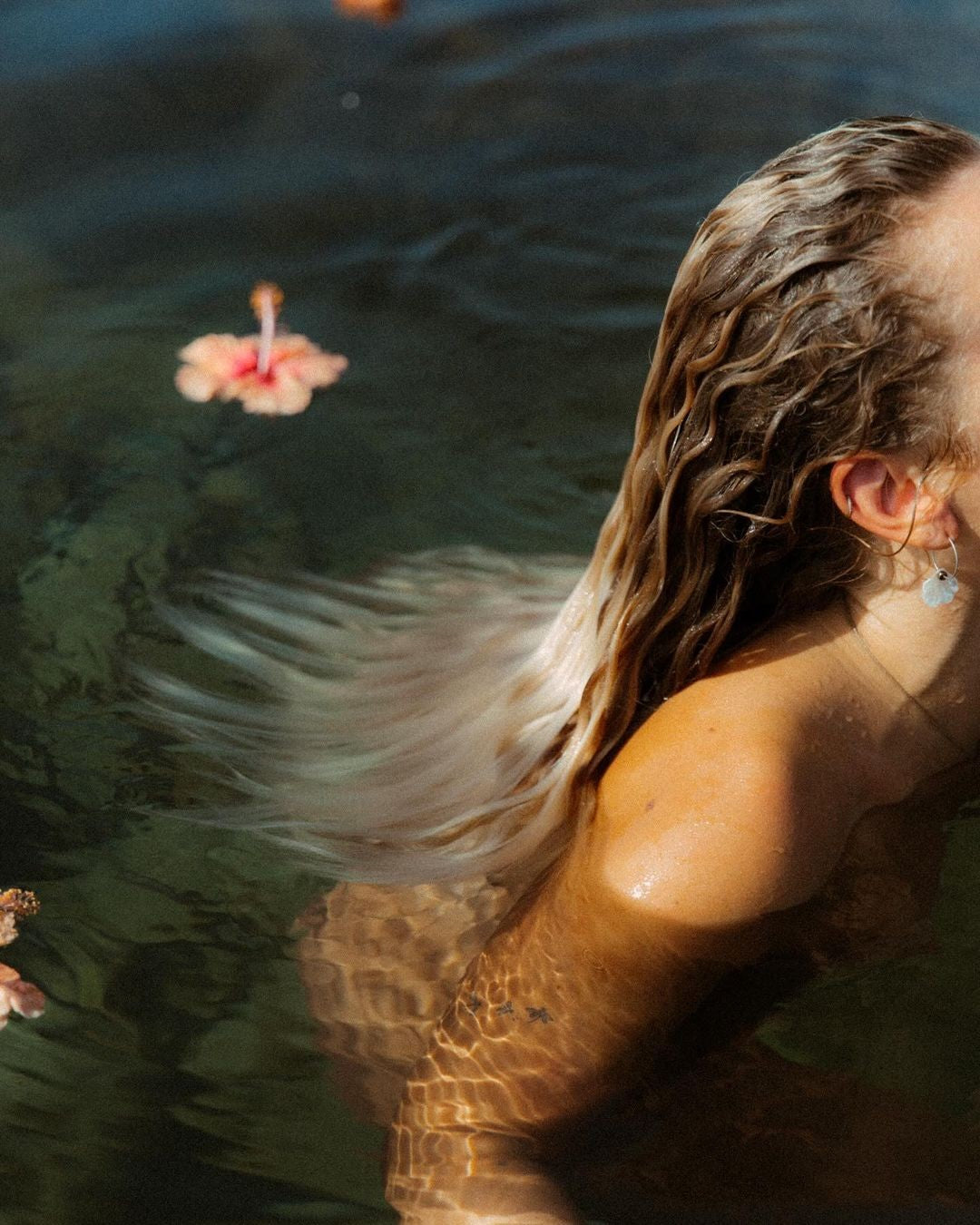 Can You Shower with Gold Plated Jewellery? Here’s the Truth