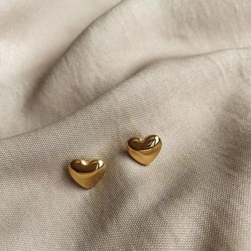 Minimal Heart-Shaped Gold Studs – 18K Gold Plated