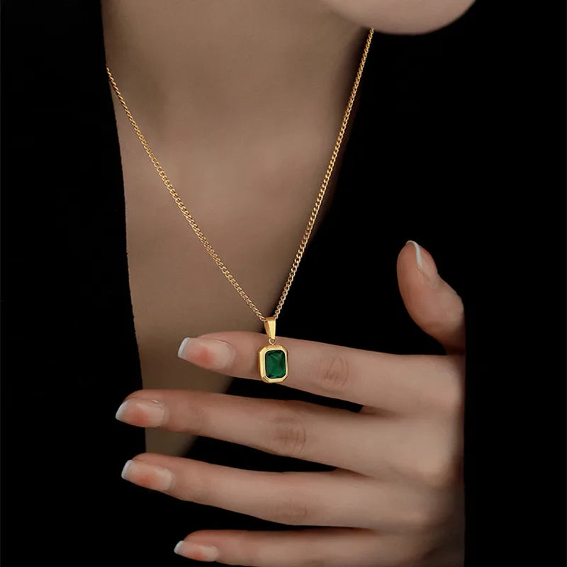 Classic Emerald Pendant Necklace – 18K GOLD PLATED
