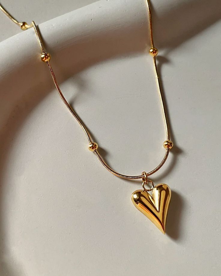 IG Style Heart Necklace with Beaded Chain – 18K Gold Plated