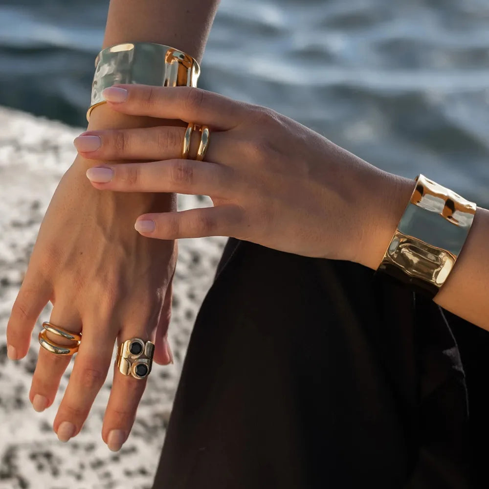 Molten Luxe Textured Cuff – 18K Gold Plated
