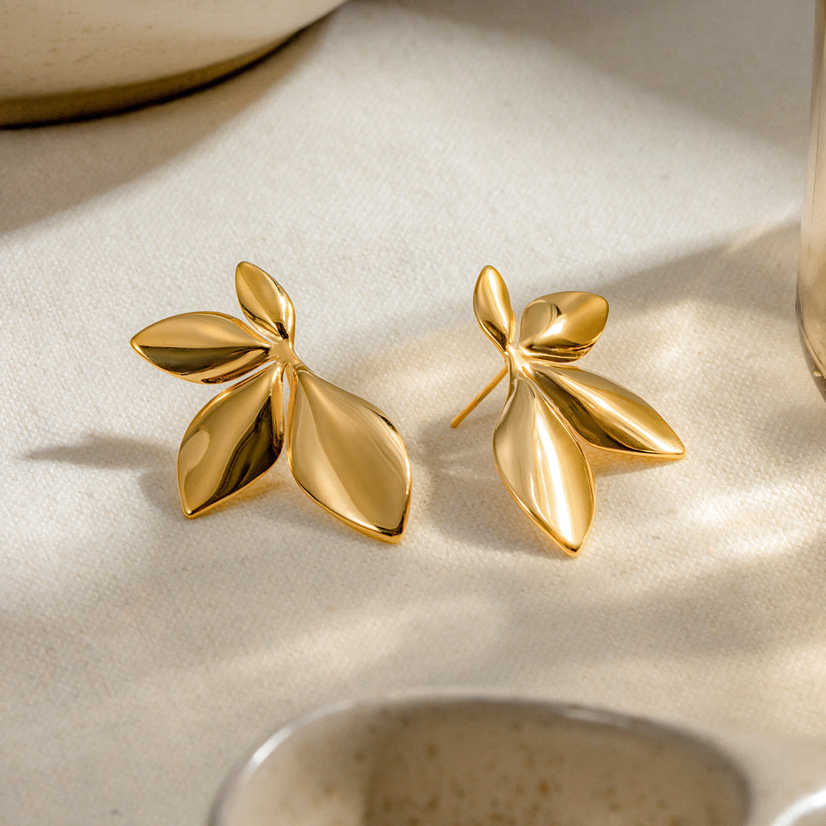 Pinterest Style Golden Leaf Earrings – 18K Gold Plated