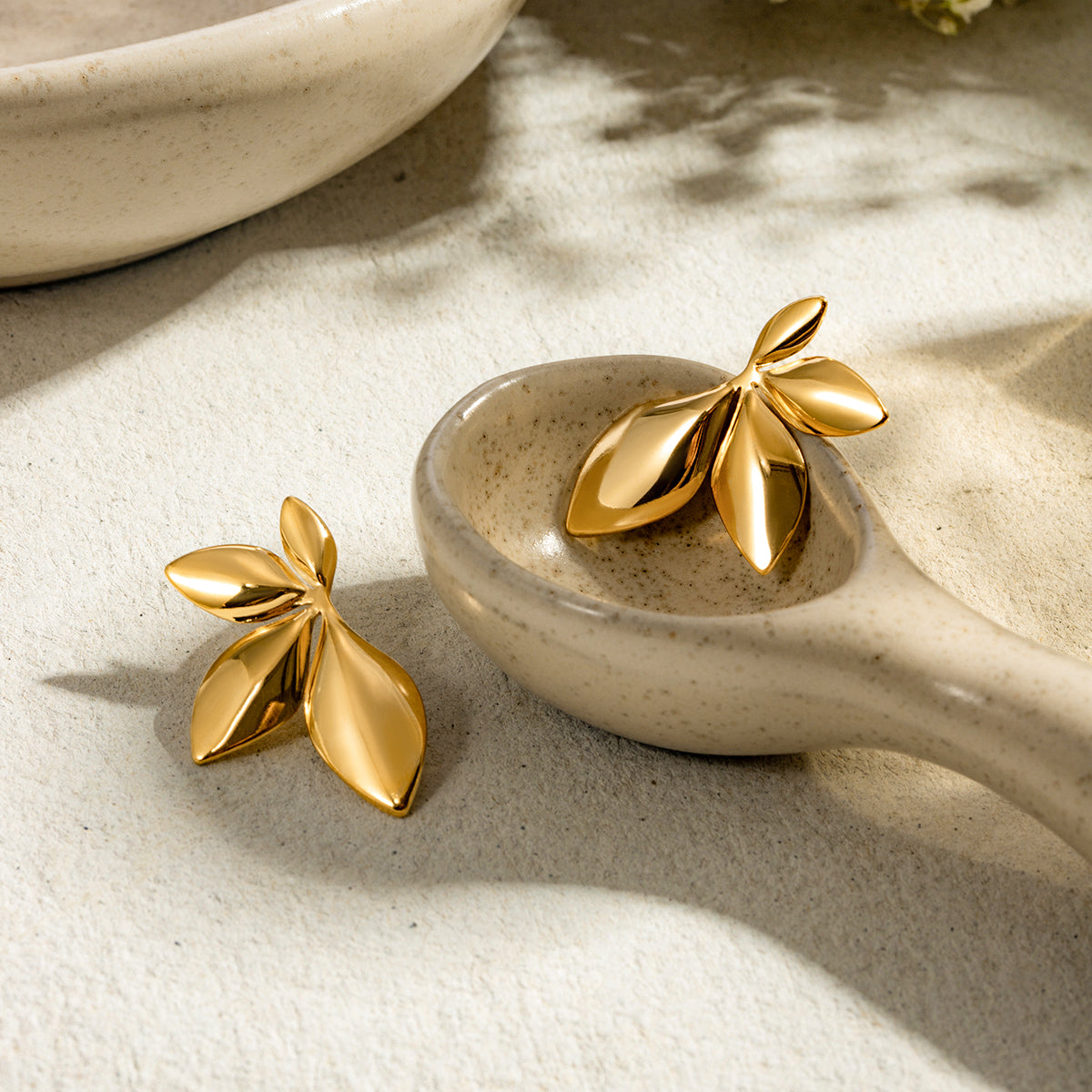Pinterest Style Golden Leaf Earrings – 18K Gold Plated