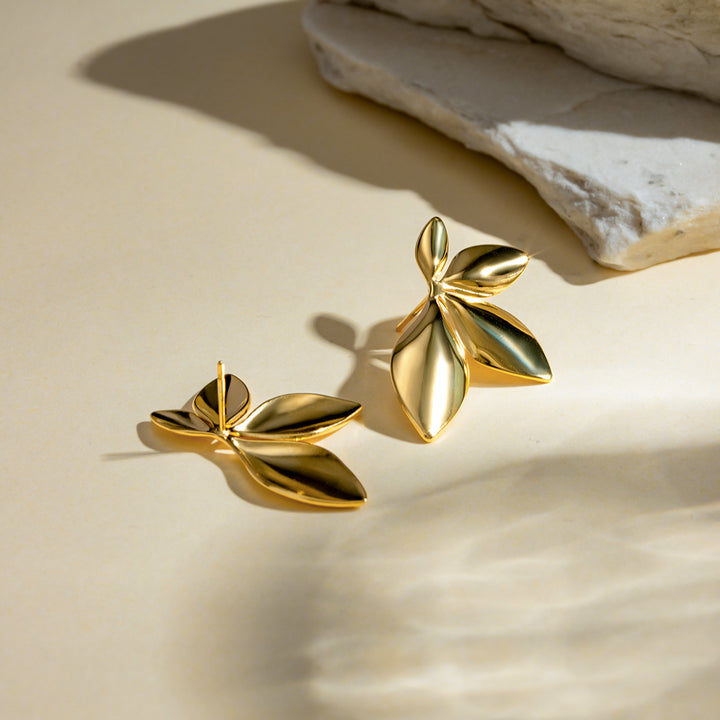 Pinterest Style Golden Leaf Earrings – 18K Gold Plated