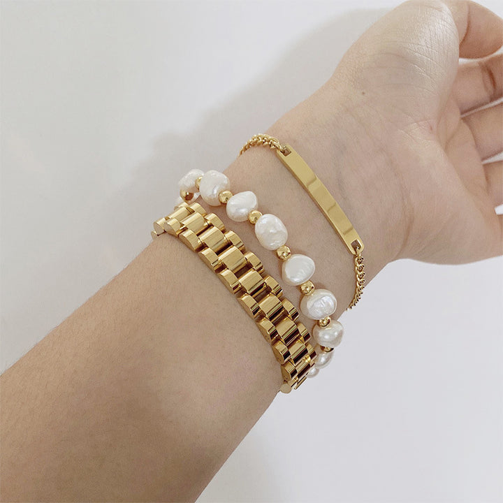 Elegant Watchlink Bracelet – 18K Gold Plated
