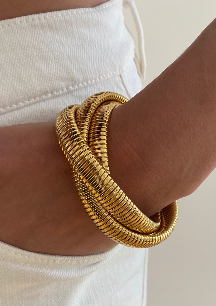 Three Layers Spiral Bangle – 18K Gold Plated