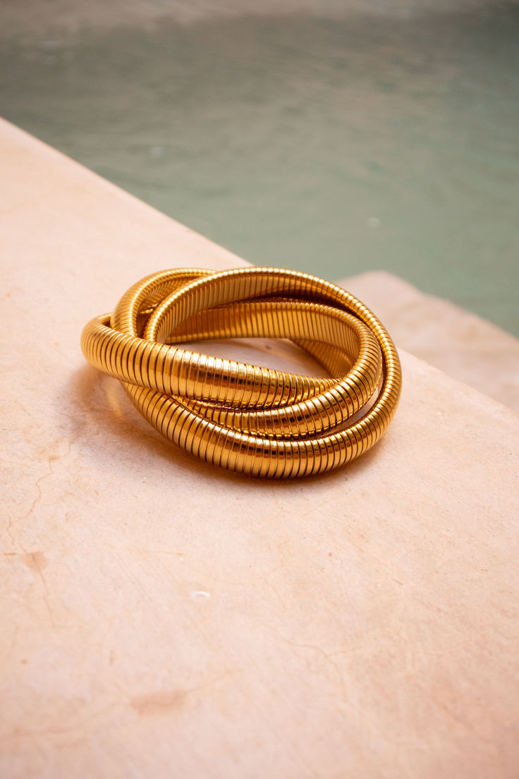 Three Layers Spiral Bangle – 18K Gold Plated