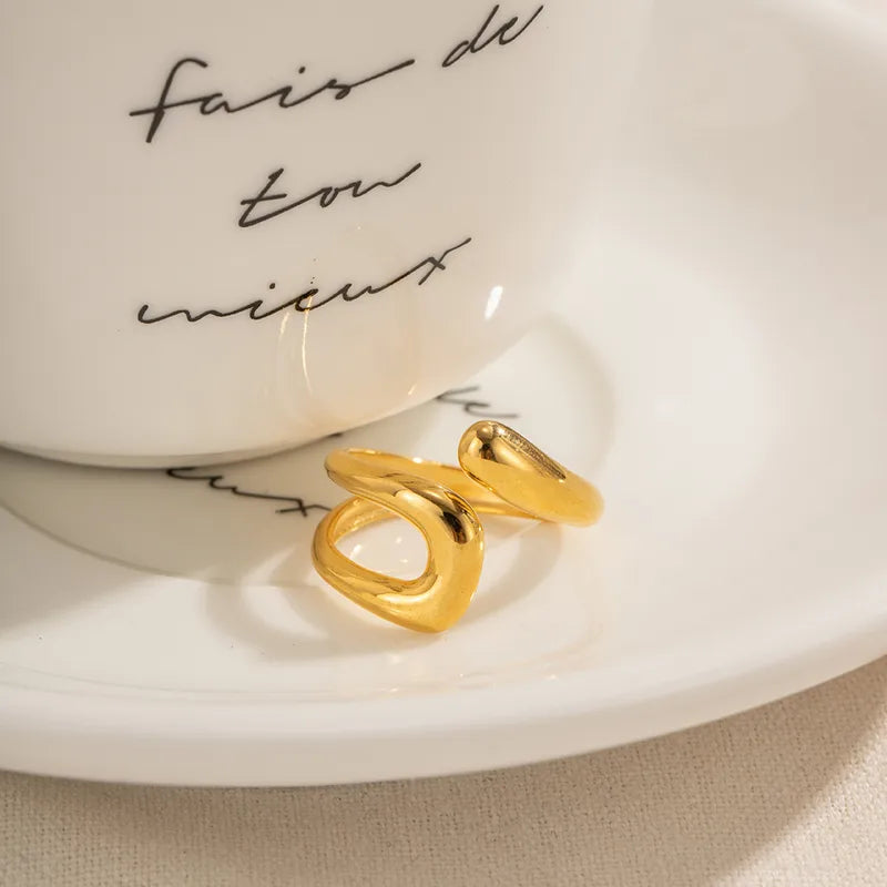 IG Style Abstract Ring – 18K Gold Plated