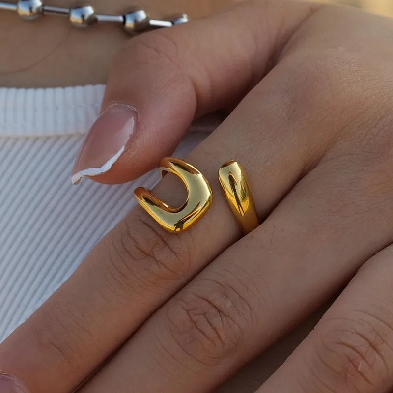 IG Style Abstract Ring – 18K Gold Plated