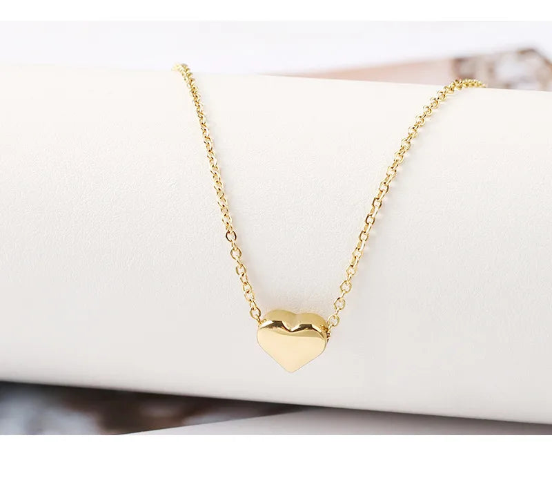 Minimal Heart Necklace – 18K Gold Plated