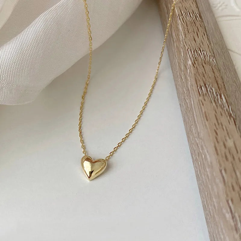Minimal Heart Necklace – 18K Gold Plated